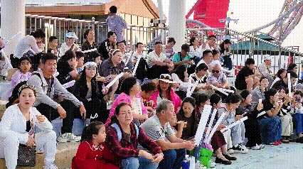 四载深耕，继往开来！四周年庆圆满落幕，新春灯会腊八璀璨启幕！