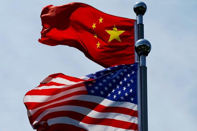 美国豆农撑不住了，白宫政策成摆设，中美谈判僵局谁买单？
