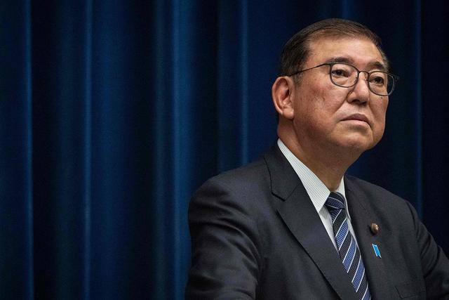 中日2200个航班被叫停，高市早苗未料到，中国尚有后续举措