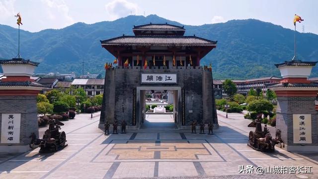 四川平替九寨沟的宝藏小城，藏着川西所有秘境奇景，你知道它吗？