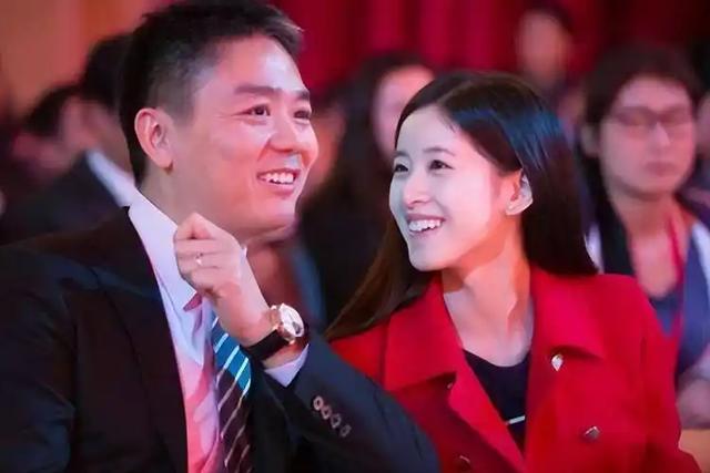 刘强东没想到，离过年不到2月	，章泽天走上了和田朴珺一样的路