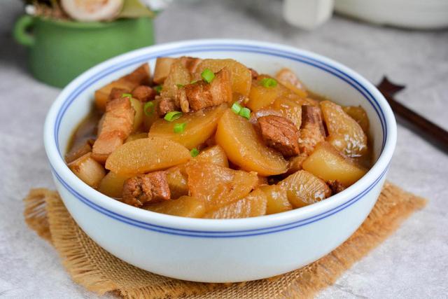 肉腥味的“死对头”，不管炖啥肉	，记得加上它，肉越炖越香