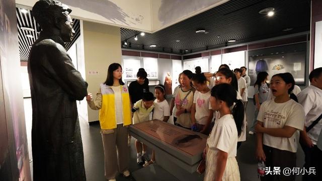 当苏超话题遇上古代蹴鞠 宜兴这只陶缸成博物馆“顶流”