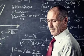 曾鸣教授一上网发现天塌了！科研大佬不为人知的另一面！爱了爱了图片