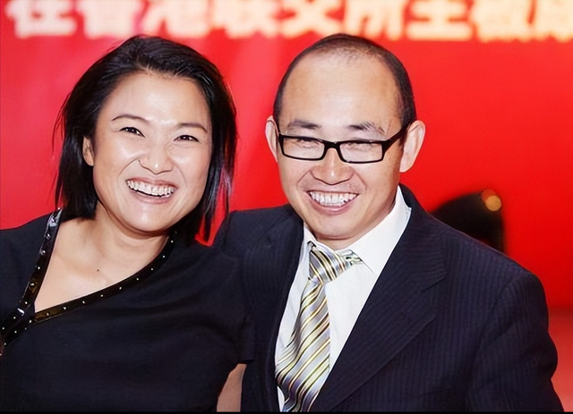 善恶终有报：疫情时对中国一毛不拔，却大方捐美国6亿，如今咋样