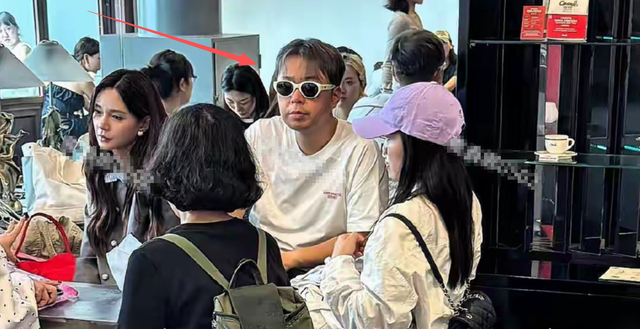 37岁杜海涛现身韩国，脸垮秃顶老到认不出，和沈梦辰秀恩爱超抢镜