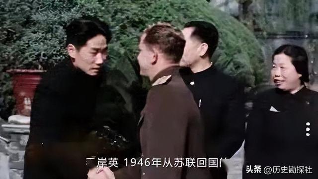 1962年，刘思齐和杨茂之新婚后，去看望毛主席，留下的珍贵合影