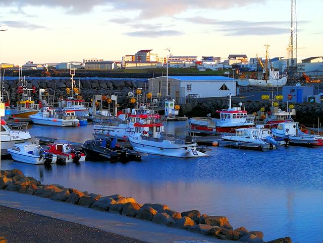 欧洲旅游：难忘走进北欧冰岛共和国行散记（图）