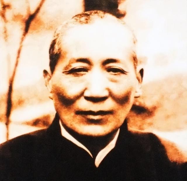 刘文彩三姨太的照片，美艳动人纤颈凝脂，颜值丝毫不输女明星