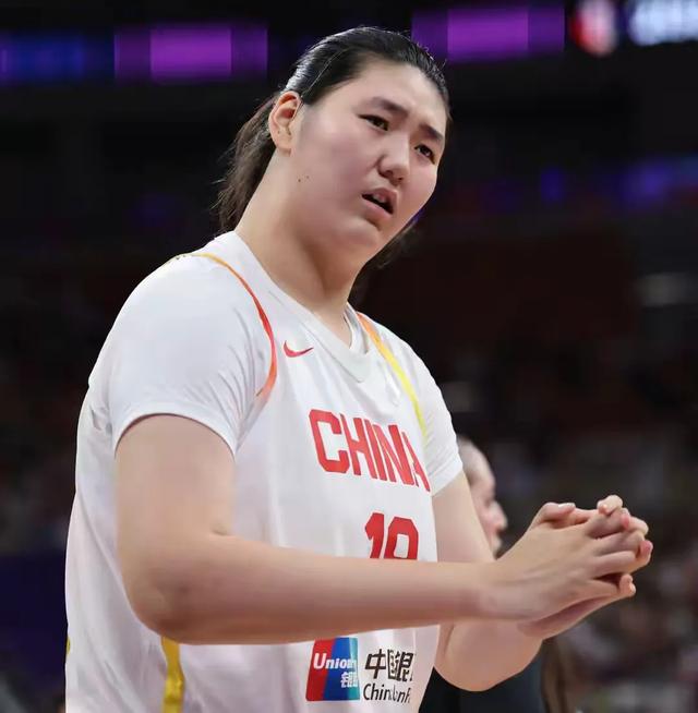 19:30！央视直播中国女篮对阵日本，目标进决赛，张子宇有望首发