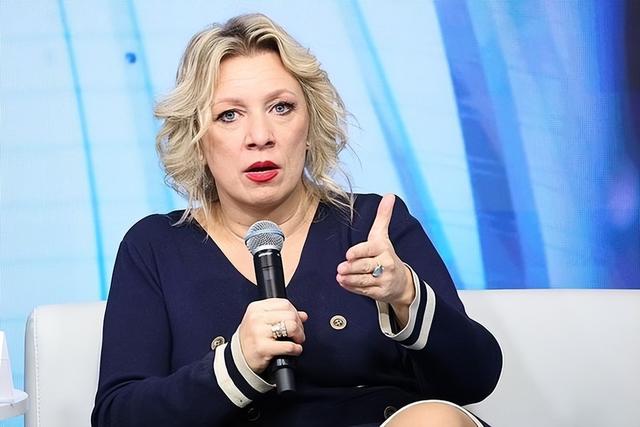 禁止日本公民入境！中方还没出手，普京对高市摊牌，官媒宣布结局