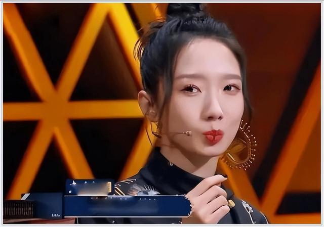 央媒点名怒批！脑袋空空、德不配位，5位“文盲”明星太丢人现眼
