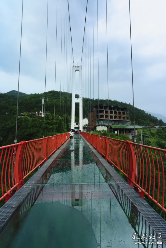 在尼珠河与山水私语。