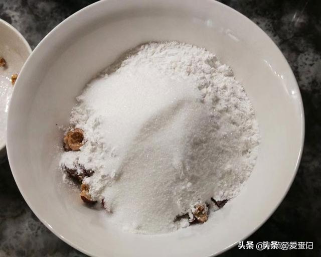 中老年别太节俭，多备3种零食，每天吃点，强身健体