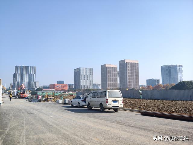 赶工热火朝天的无锡太湖湾音乐厅