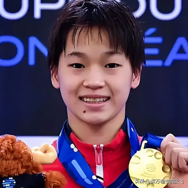 官宣退役不到1月，张家齐接受采访，句句不提却字字都提全红婵