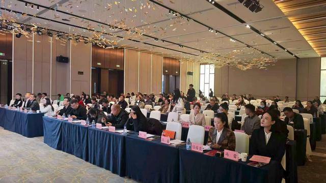 陕北遗址“统万城”昆明“走亲”：一场跨越1600年的南北文化对话