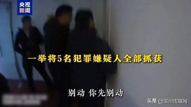 女子与男网友喝酒被劝酒驾，撞车剐蹭遭索赔10万私了；警方：男子发现女方开豪车，自导自演碰瓷	，5人被刑拘