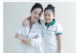 梅婷和女儿拍大片！网友：母女颜值也太高了吧图片