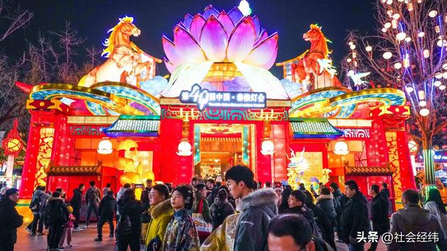 每日一景|秦淮灯会·逛夫子庙