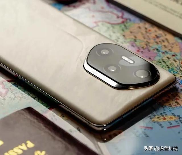 荣耀销量走高，老旗舰清仓、新机降价，背后逻辑深度解析
