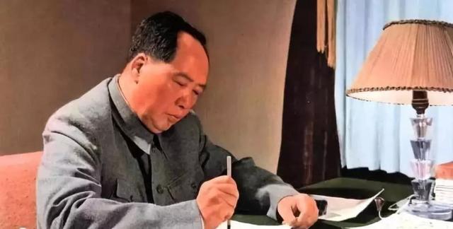 毛主席预言：未来有两个国家将对中国产生最大威胁，如今果然应验