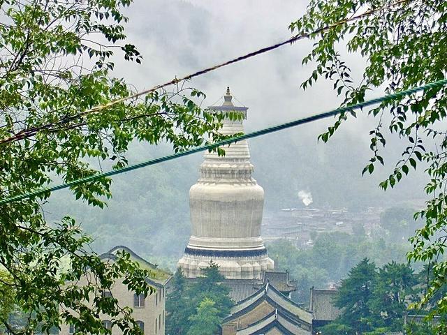 旅游公路驶过“浪浪山” 穿梭忻州访古建览山河
