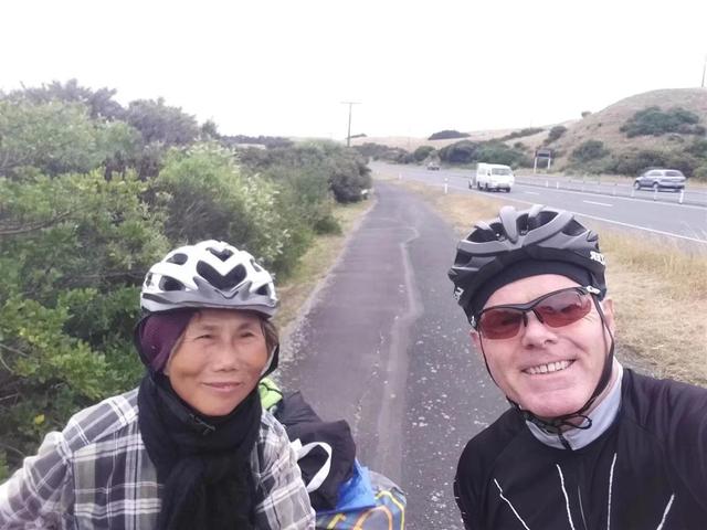 婚变、被下岗还得了抑郁症，67岁大妈再出发，骑自行车游欧洲12国