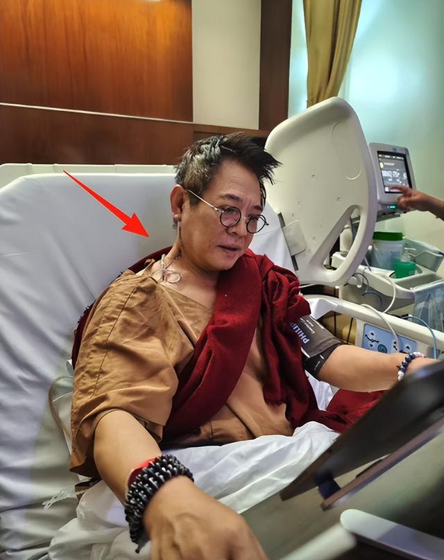 李连杰手术3天后，恶心的一幕发生了，5cm刀口也没换来网友同情