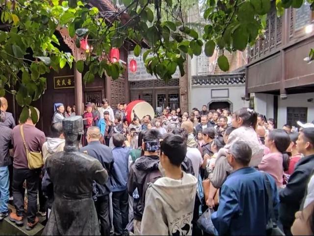 【 “雨” 你相约】国庆假期圆满收官！石泉文旅市场“热”力全开，魅力再升级！