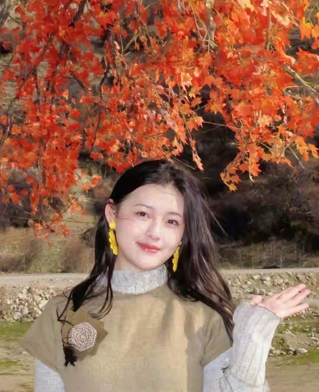 大S翻版惊现新疆！女大学生小悠神似本尊