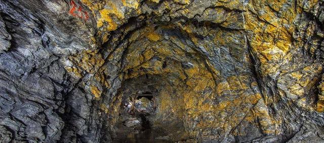 山东传来一声巨响，中国在海底挖出“第二国库”	，突破技术封锁！