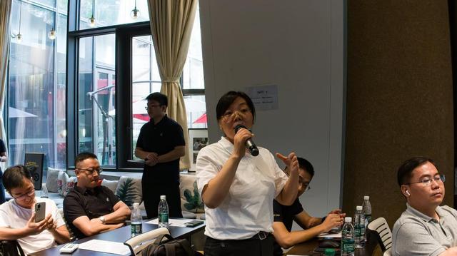 行业首个！鉴衡发布光伏组件清扫机器人检测认证方案