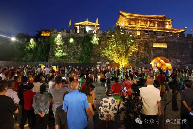 每周三天！会理古城群众性互动舞蹈增添文旅新活力
