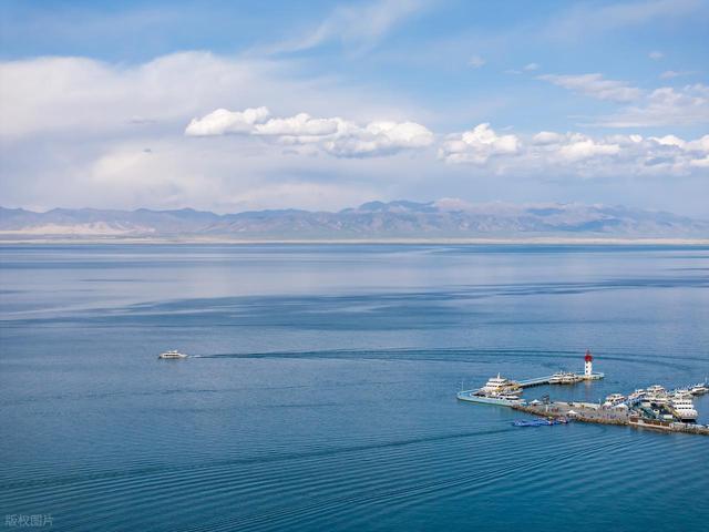 青海无海，却藏着世界级的湖泊美景，这5个高原湖泊，风光壮阔！