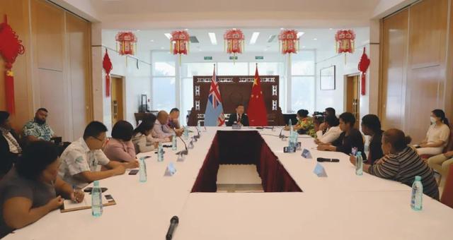 赖清德下令实弹备战，蒋万安向大陆表明立场，台独与外部势力暧昧