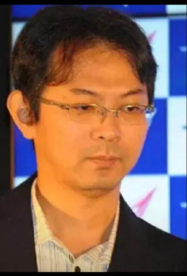 奥美迦奥特曼吐槽，近十年来最丑的奥特曼 ！