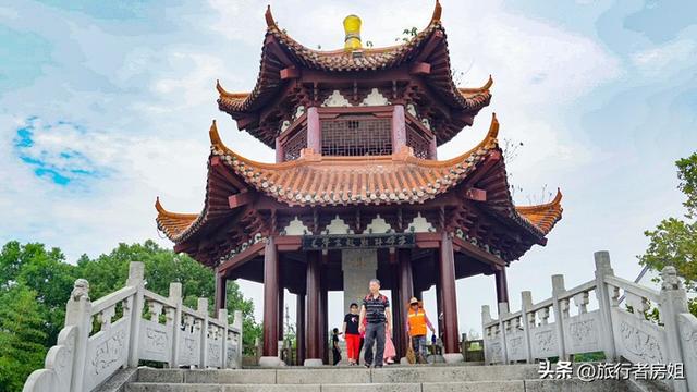 天下奇观钱塘江潮，为了看你一眼我们竟然等了近两个小时