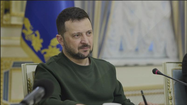 放弃入约换援助？泽连斯基柏林之行，暴露乌克兰真实处境！