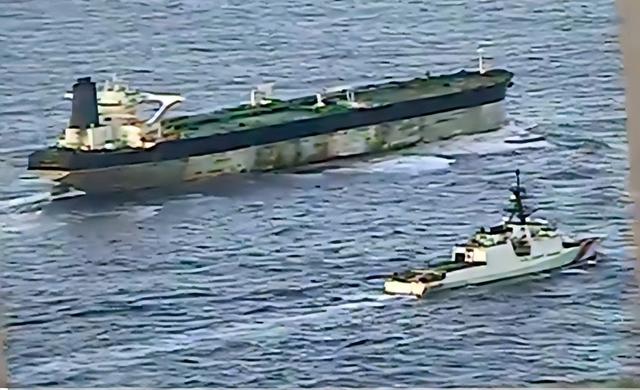 不得不服俄罗斯！油轮被抓后，榛树高超连夜报复	，10马赫警告美国