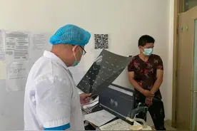 医生郑重强调：脑部有肿瘤的人，身上基本有这几个表现，千万注意图片