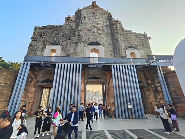 澳门马拉松：比较虐但值得去，濠江跑游全攻略