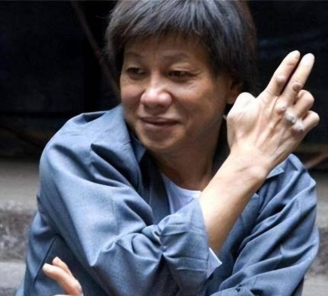 梁小龙去世早有预兆，关门弟子爆料3个“不良爱好”，都是催命符