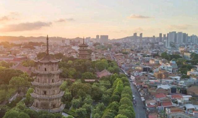 福建人口最多的地级市，比三明、厦门总和还多，居然超过880万！