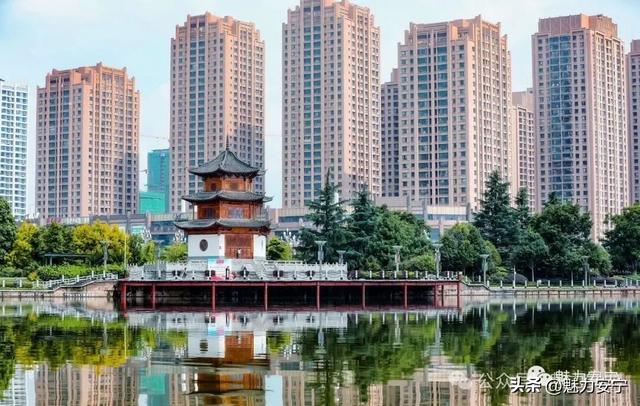 从“钢铁之城”到旅居胜地 安宁30年绘就“有一种叫云南的生活”图景