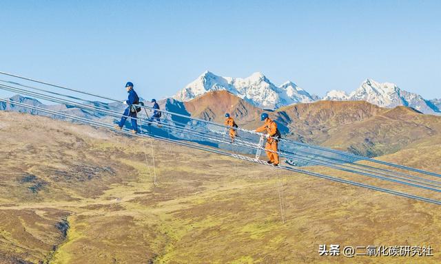 金上—湖北特高压工程海拔最高塔位完成复验