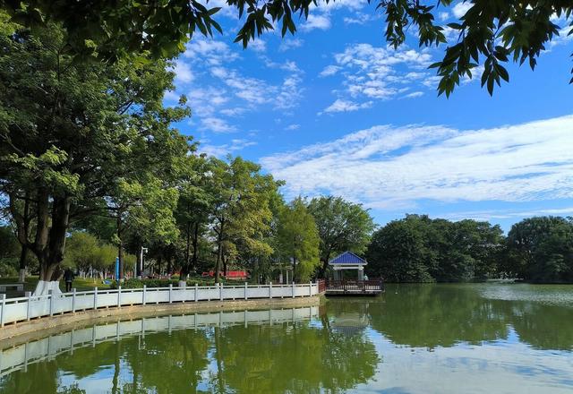 我是山东人刚从浙江金华回来，实在忍不住想说：对金华的5点印象