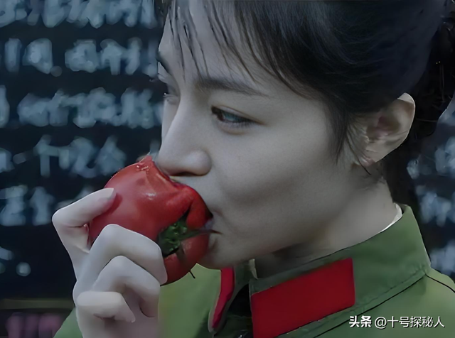 传与李现热恋，又传甩掉张云龙，被称“内娱萧亚轩”的她有多绝？