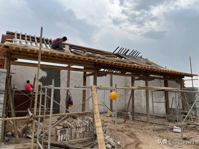 达茂旗达尔罕、百灵庙、乌克忽洞，固阳银号、忽鸡沟田野考察笔记