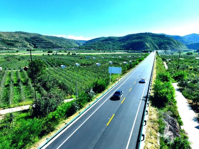 沿着公路看陇南 · 礼县